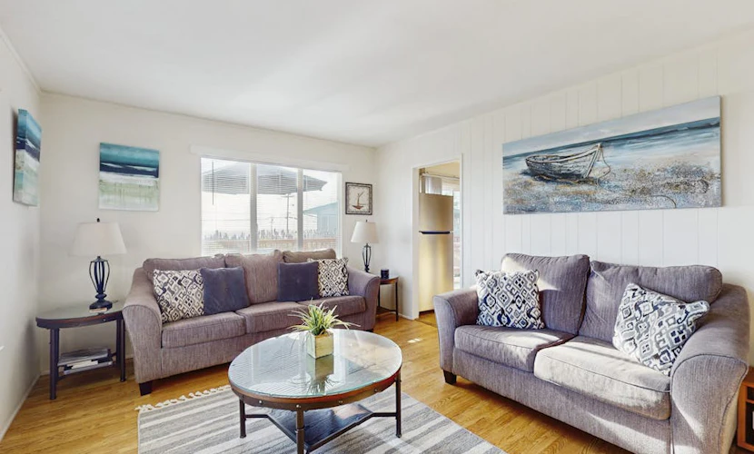 Bodega Bay Dog-Friendly Ocean-View Cottage with Hot Tub