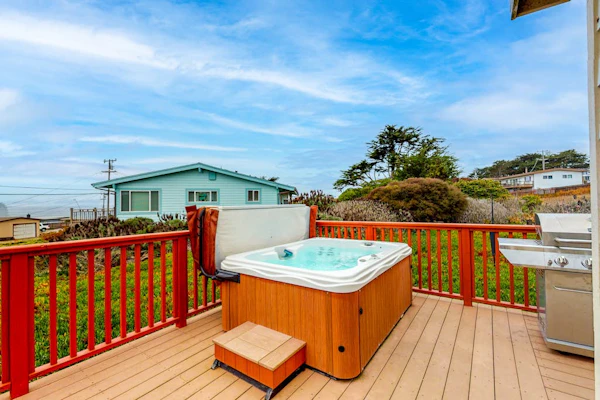 Bodega Bay Dog-Friendly Ocean-View Cottage with Hot Tub