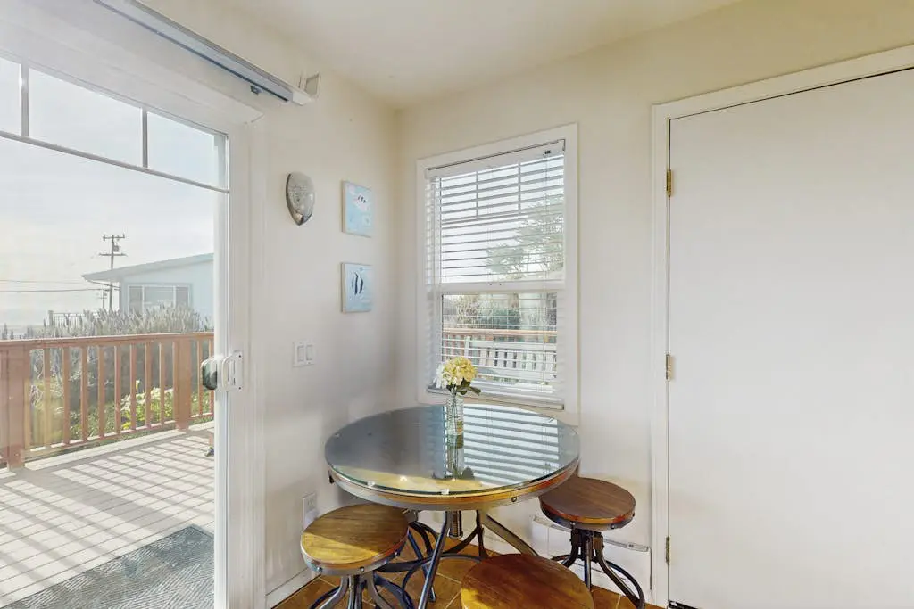 Bodega Bay Dog-Friendly Ocean-View Cottage with Hot Tub