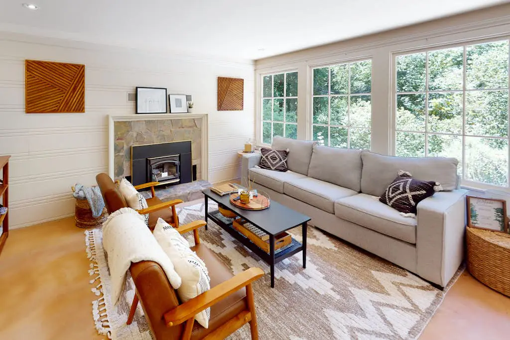 Secluded Forest Home near Guerneville with Hot Tub