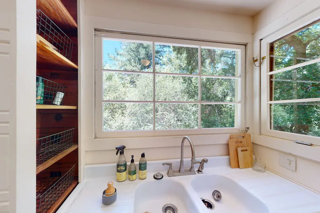Secluded Forest Home near Guerneville with Hot Tub