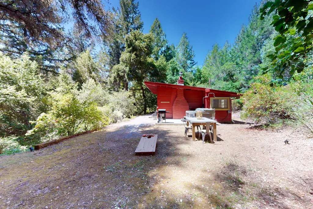 Secluded Forest Home near Guerneville with Hot Tub