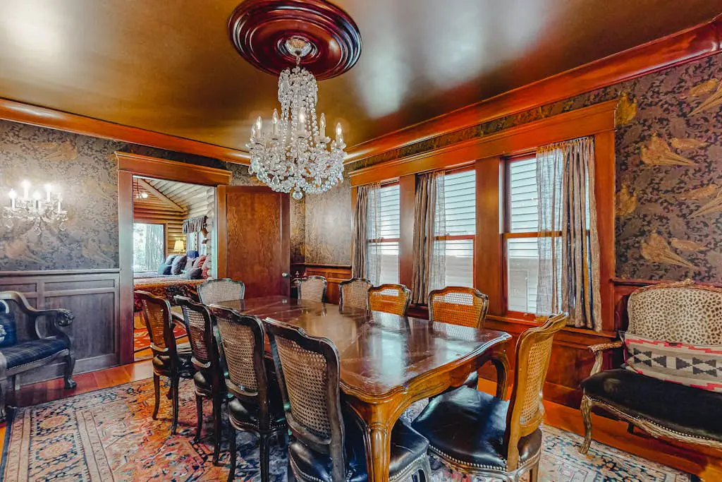 Guerneville Dog-Friendly Riverfront Lodge with Hot Tub