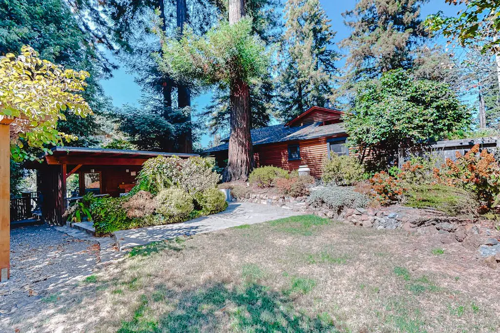 Guerneville Dog-Friendly Riverfront Lodge with Hot Tub