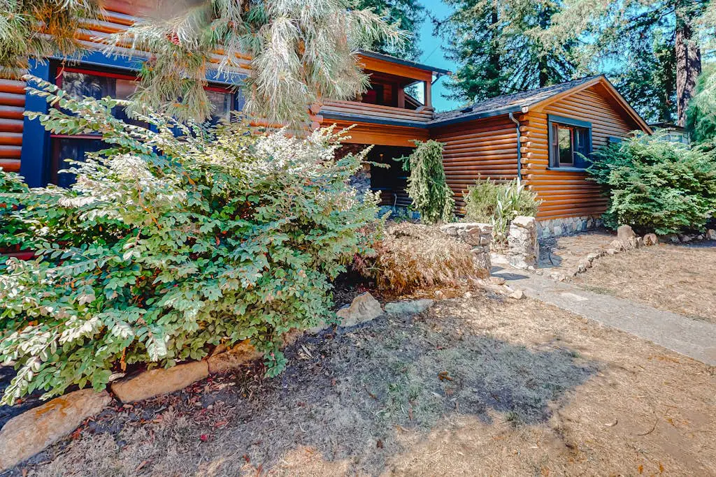 Guerneville Dog-Friendly Riverfront Lodge with Hot Tub