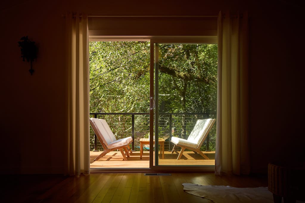 Forestville Private Deck Cabin in the Redwoods