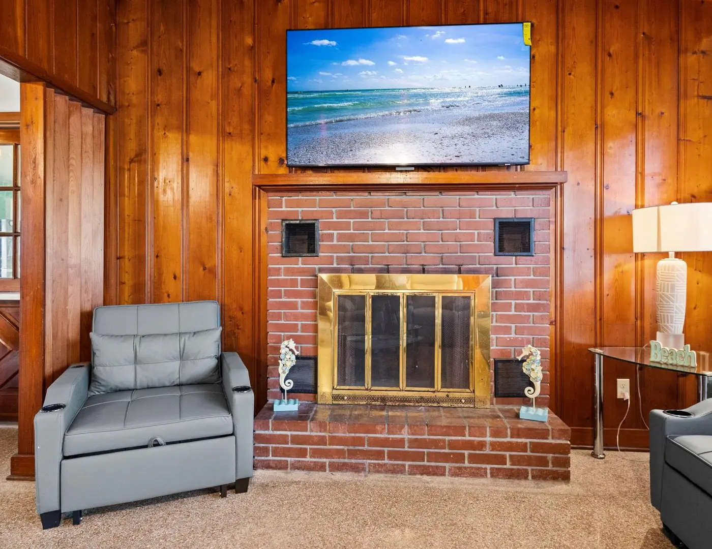 Cozy Coastal Cabin