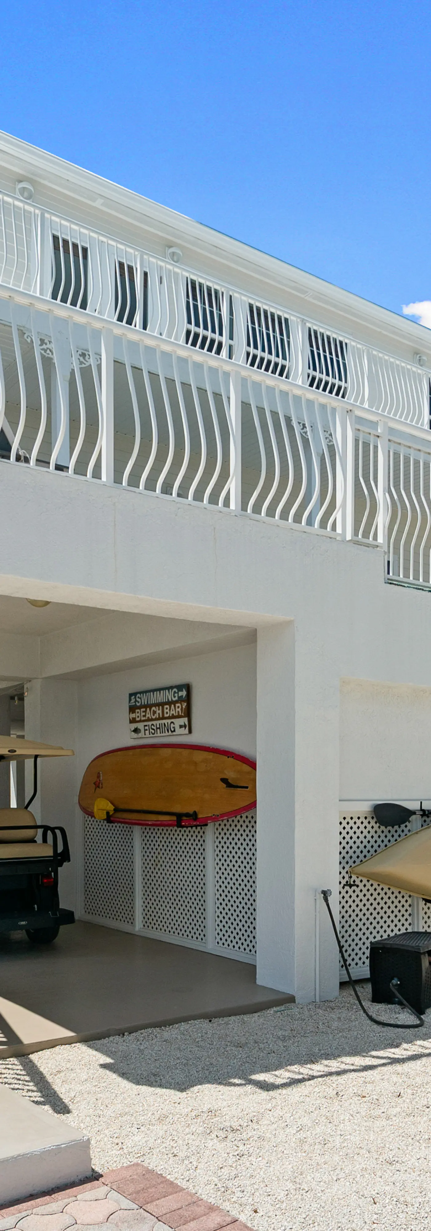 KL106FLR Dolphin Paradise