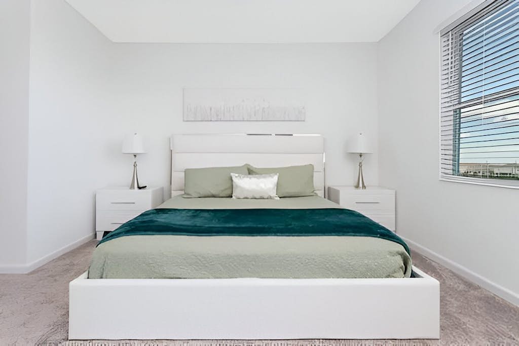 Modern stay w full resort-access near Disney