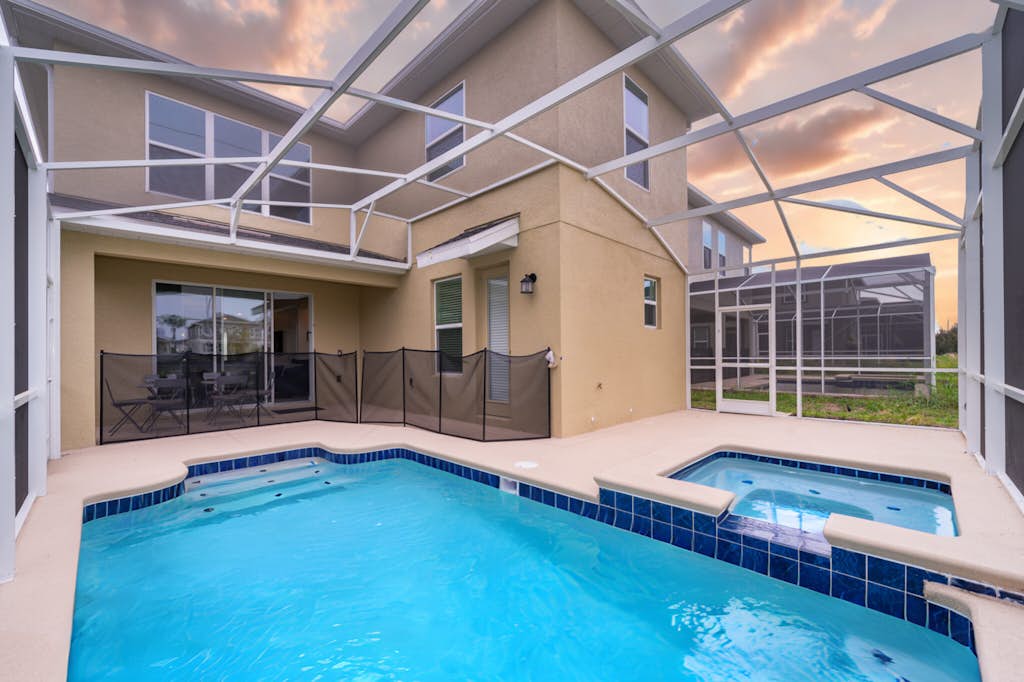 Champions Gate 5BR w/ Pool, Sleeps 12