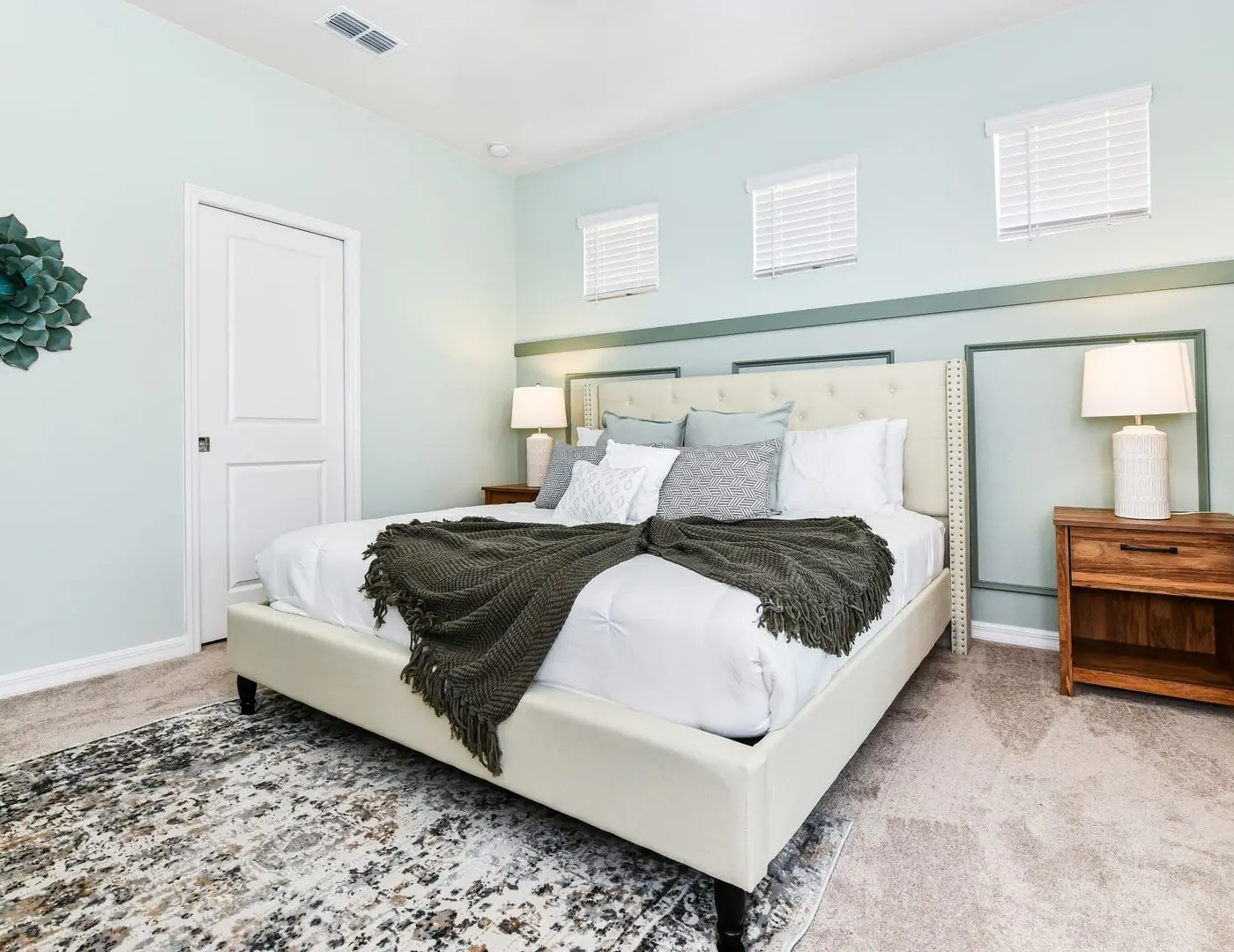 Davenport Luxury House with 5 en-suites