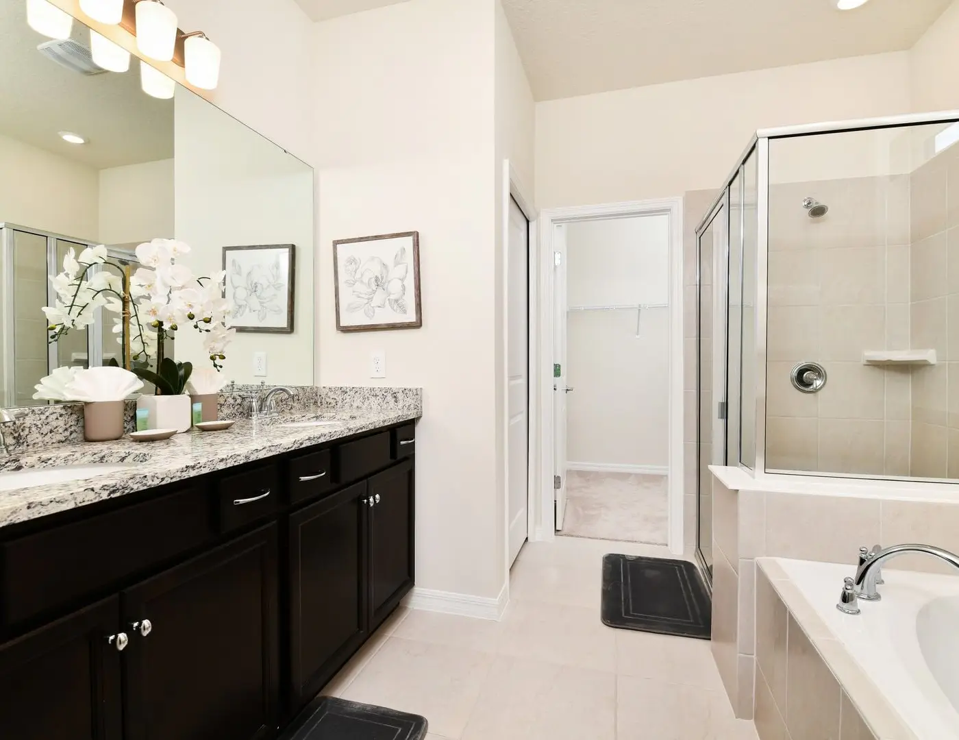 Davenport Luxury House with 5 en-suites