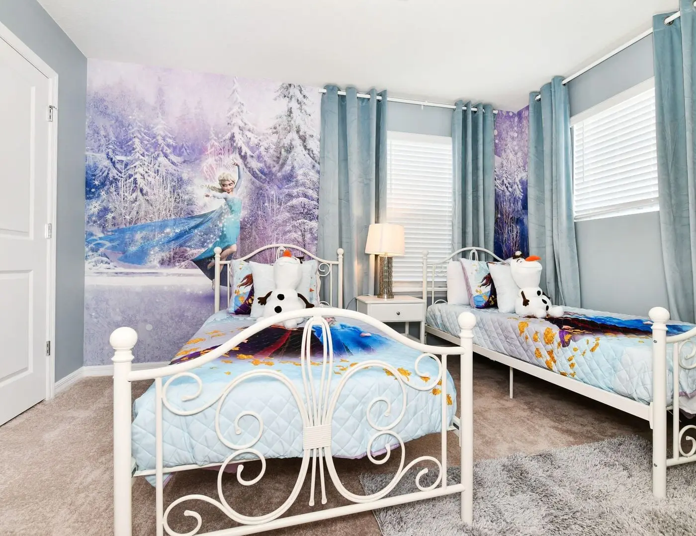 Davenport Luxury House with 5 en-suites