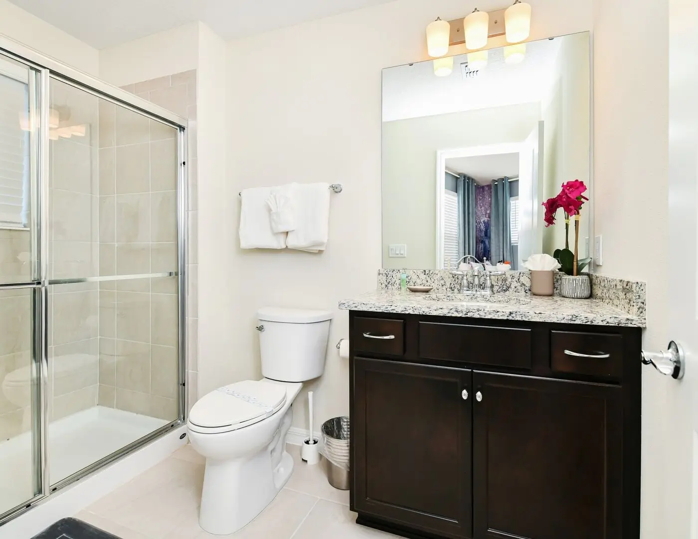 Davenport Luxury House with 5 en-suites