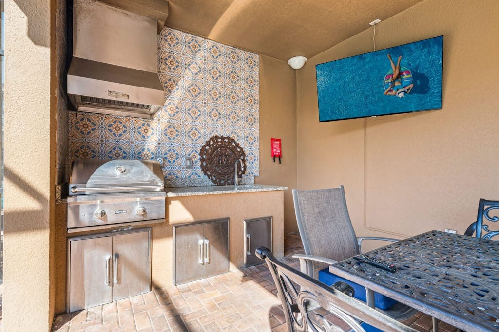 Spacious Resort Home for Large Groups near Disney