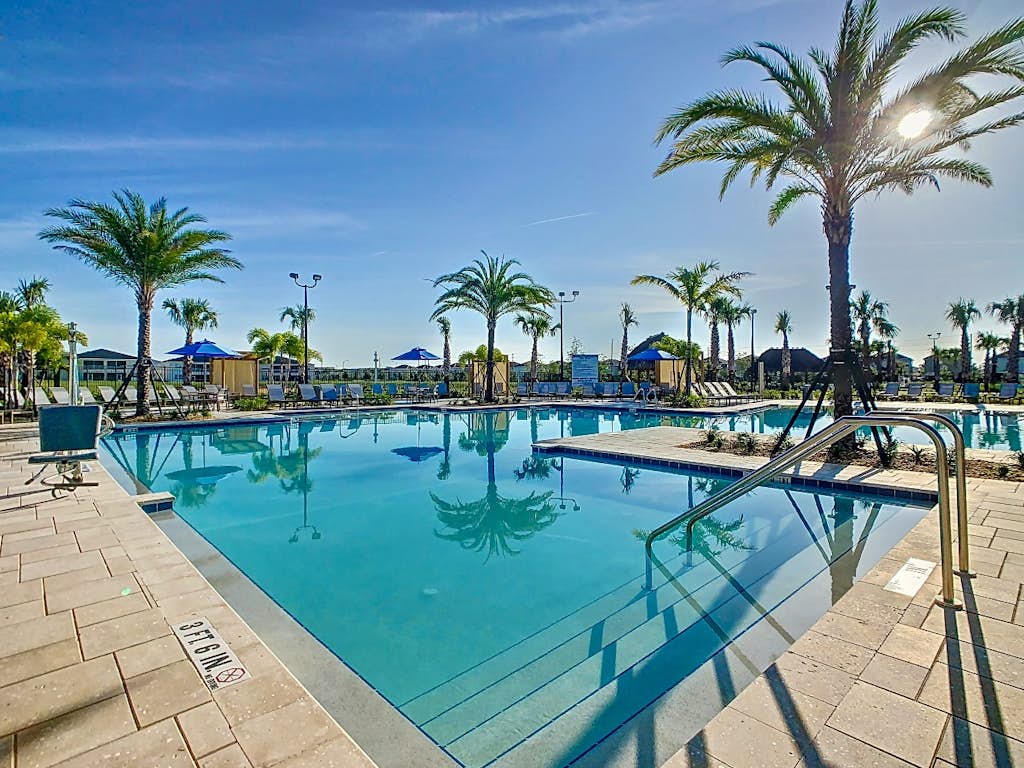 FREE Water Park walking distance!