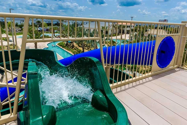 Comfy Townhome | 8 Min to Disney!