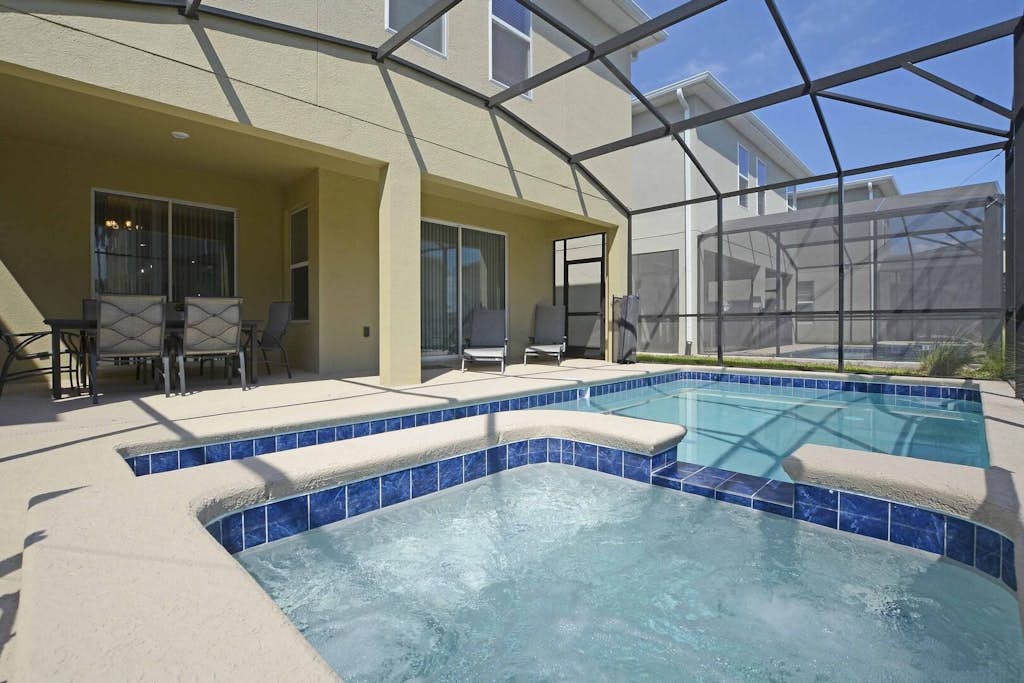Home away from Home! 6BR, 5.5 BA