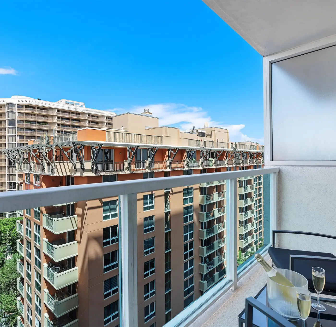 MVR| Your Miami Escape—Brand New—Don’t Miss Out
