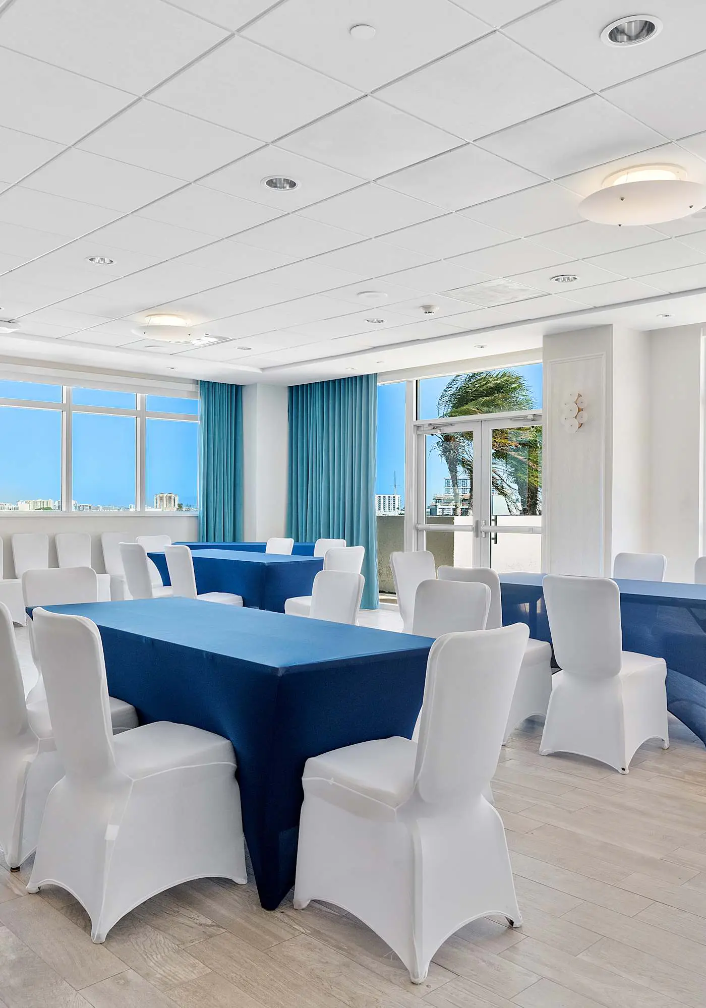 Modern Coconut Grove Suite | Walk to Parks & Shops