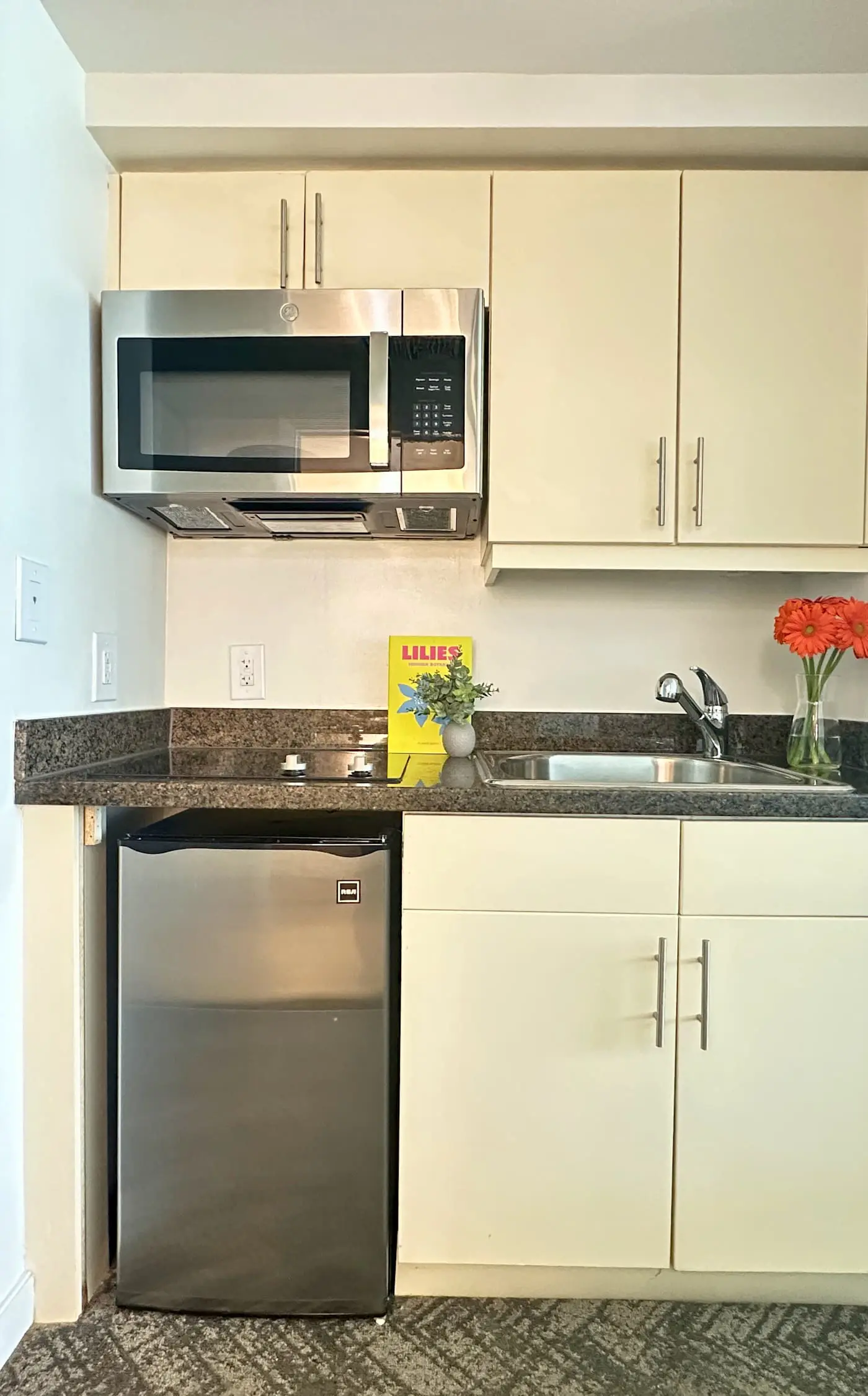 Beautiful 3-Bed Suite | Grove Escape