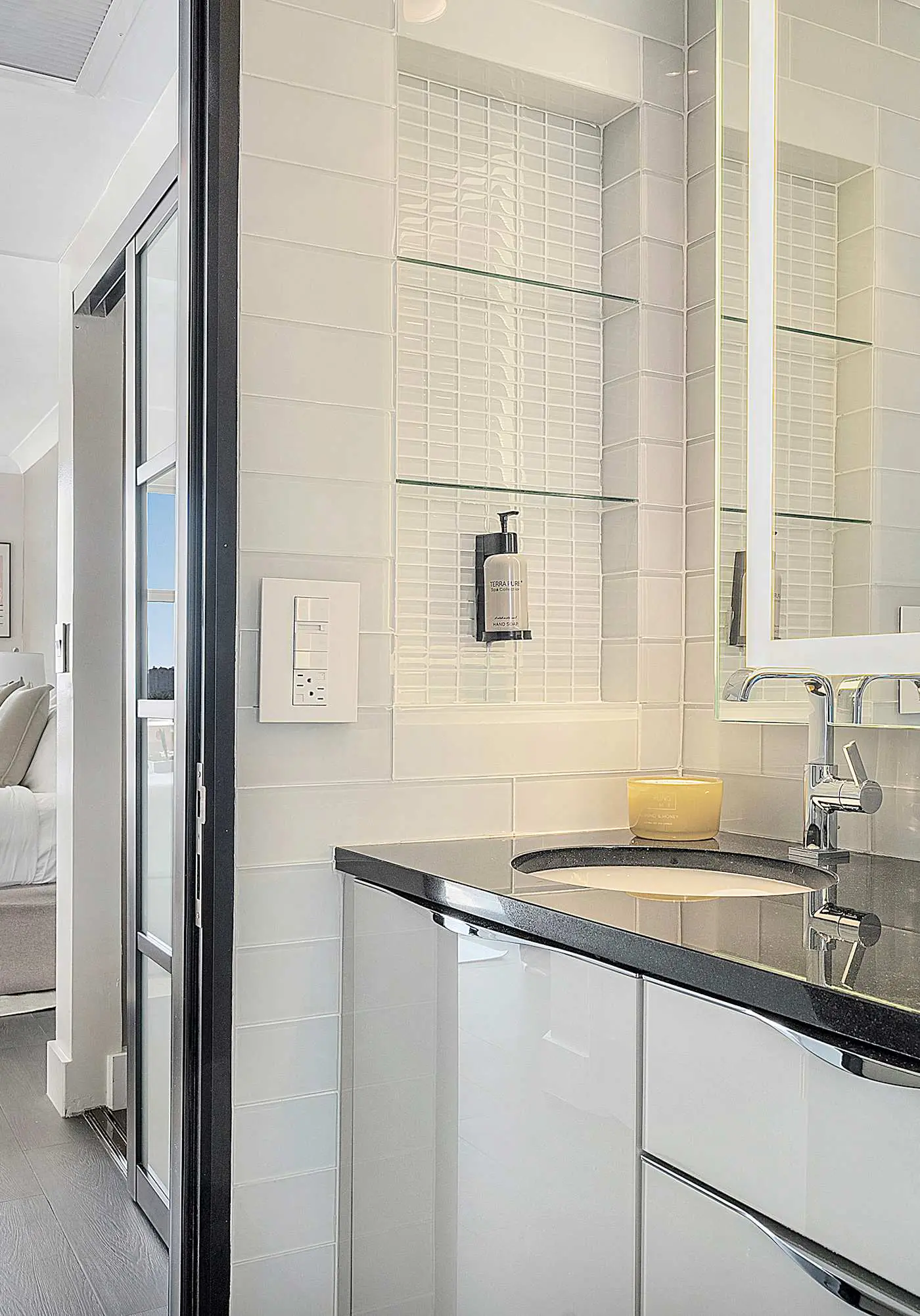 MVR-Bask in Luxury-Right in Coconut Grove