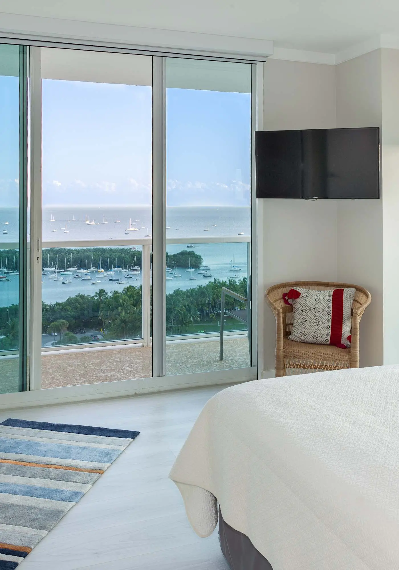 Panoramic Bay View Suite | Coconut Grove Escape