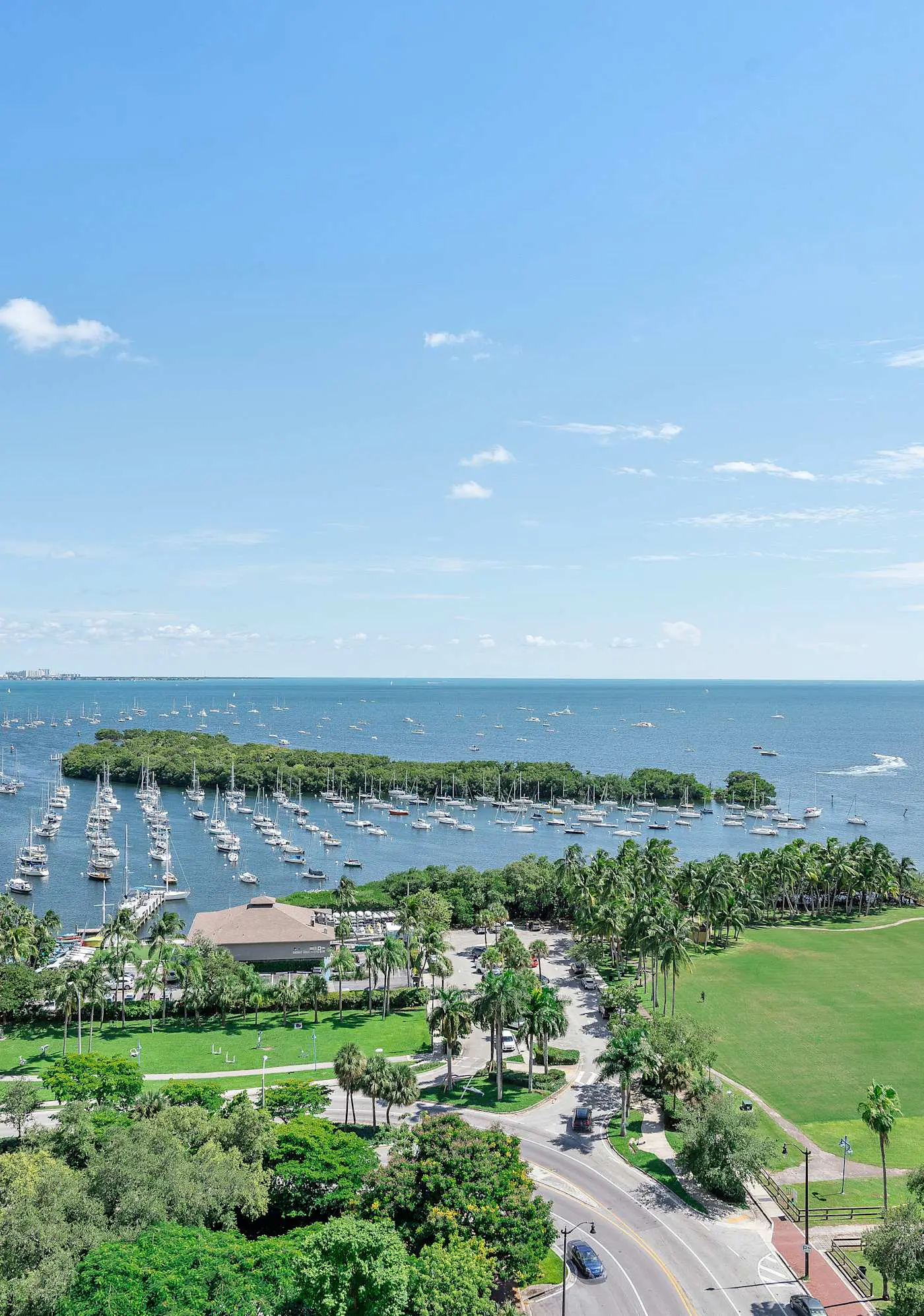 Modern Grove Retreat | Amazing Bay Views