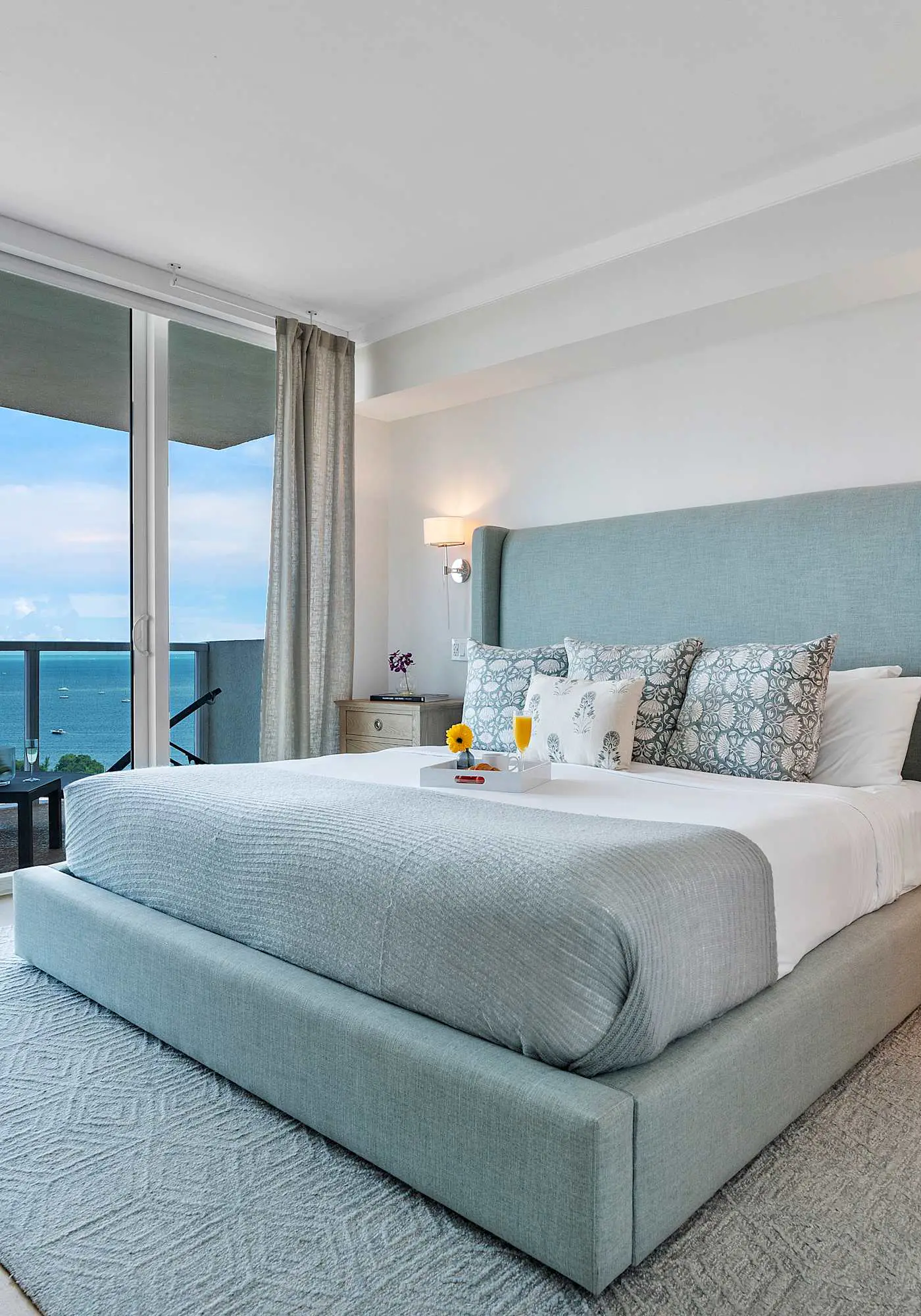 MVR-No More Hassles-Just Peace & Luxury