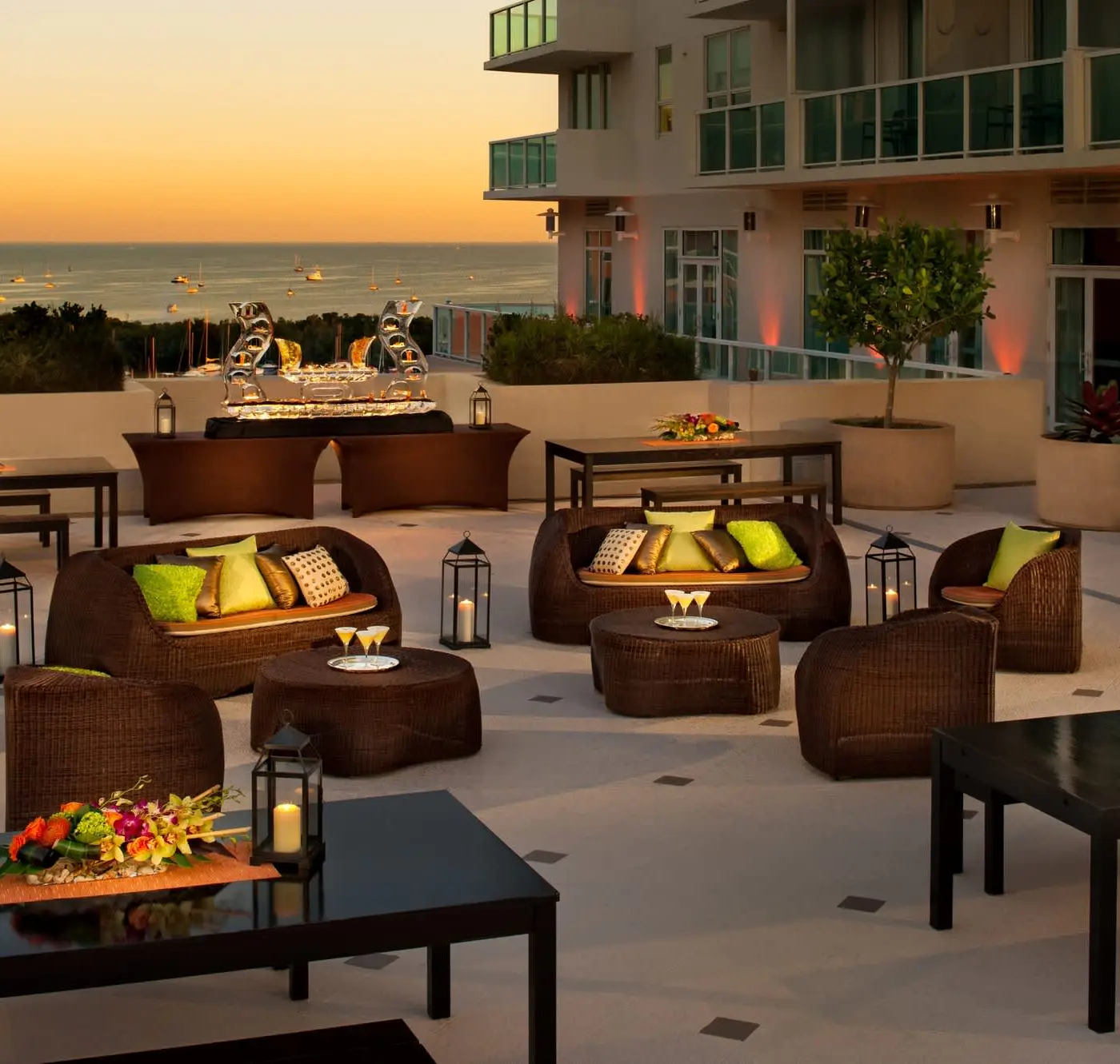 Insane Ocean View Suite - Coconut Grove Oasis