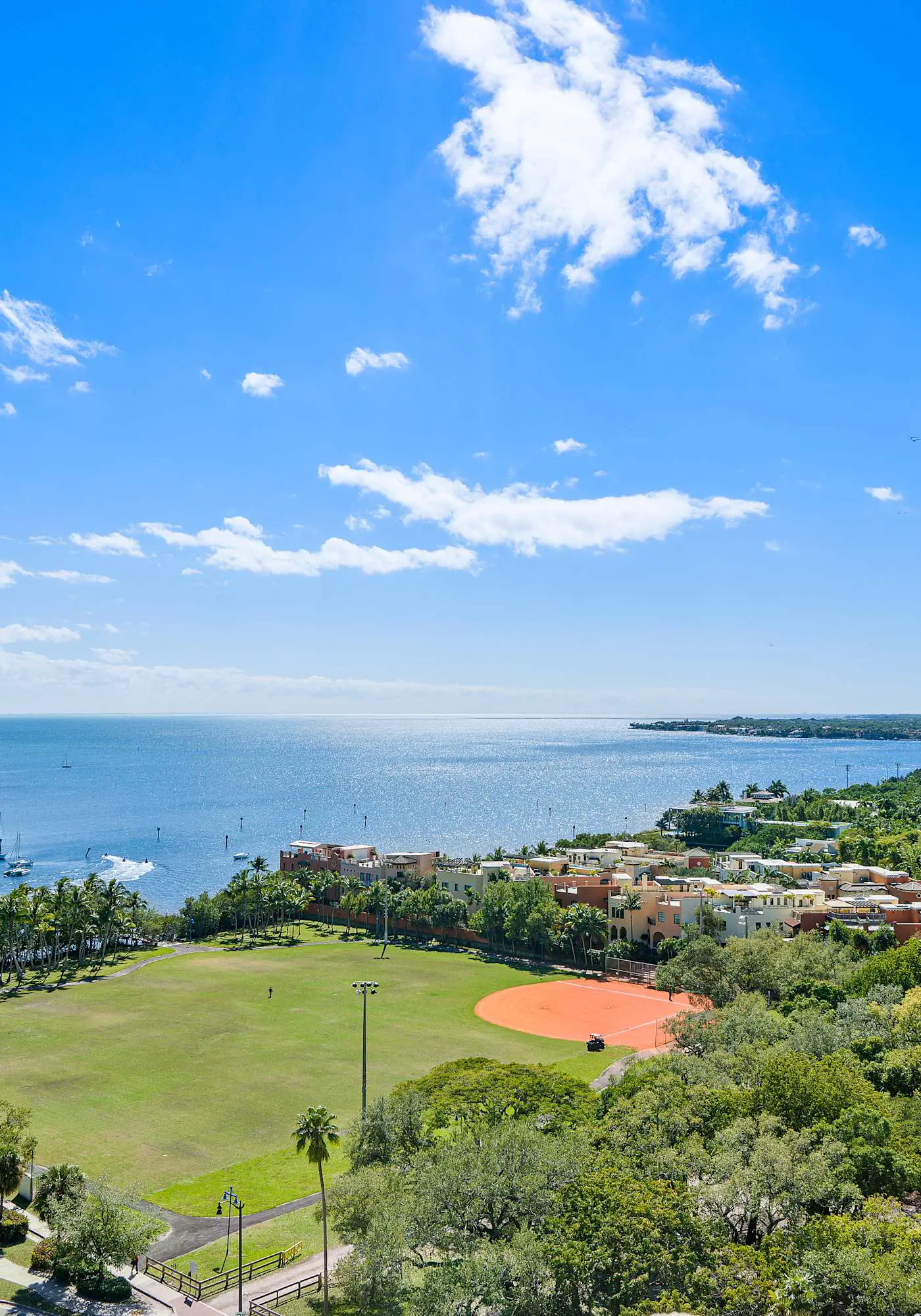 MVR Suite in Grove-s Best-Kept Secret