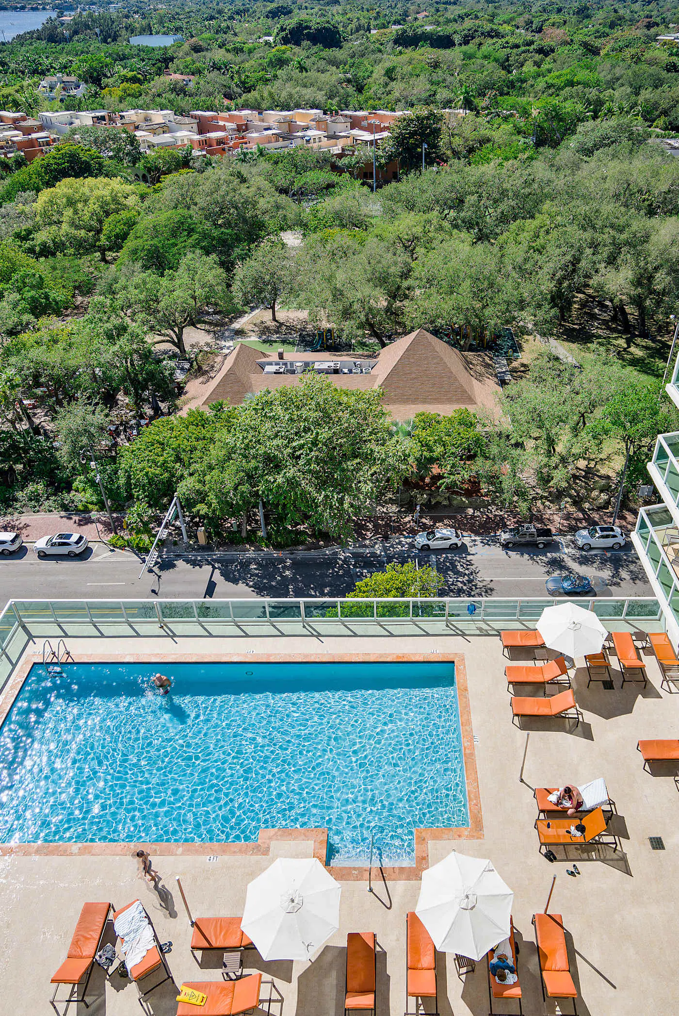 MVR Suite in Grove-s Best-Kept Secret