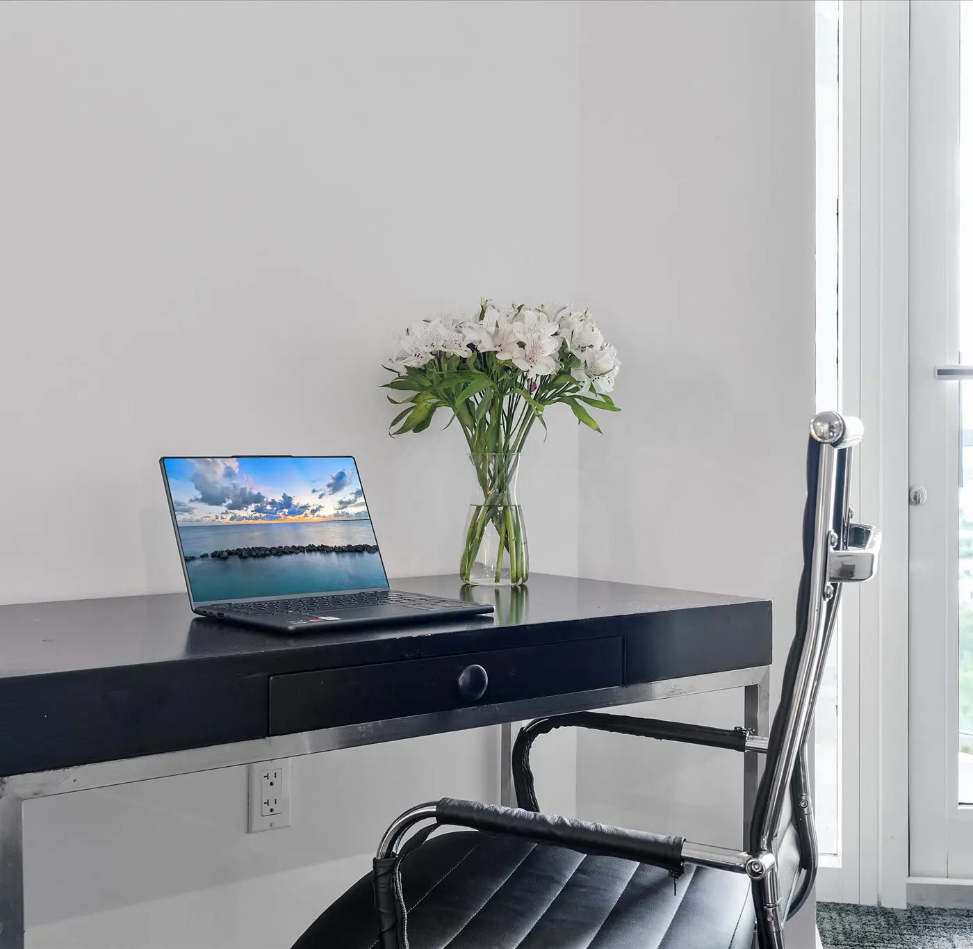 Modern Ocean View Apartment | Coconut Grove Base