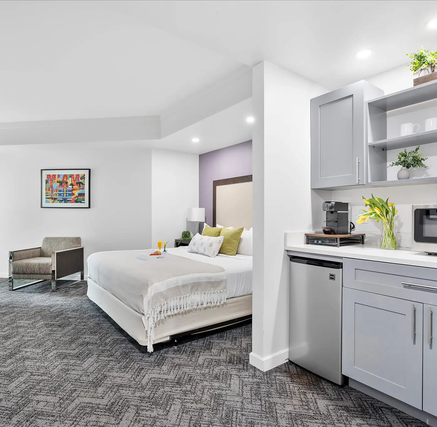 Modern Ocean View Apartment | Coconut Grove Base