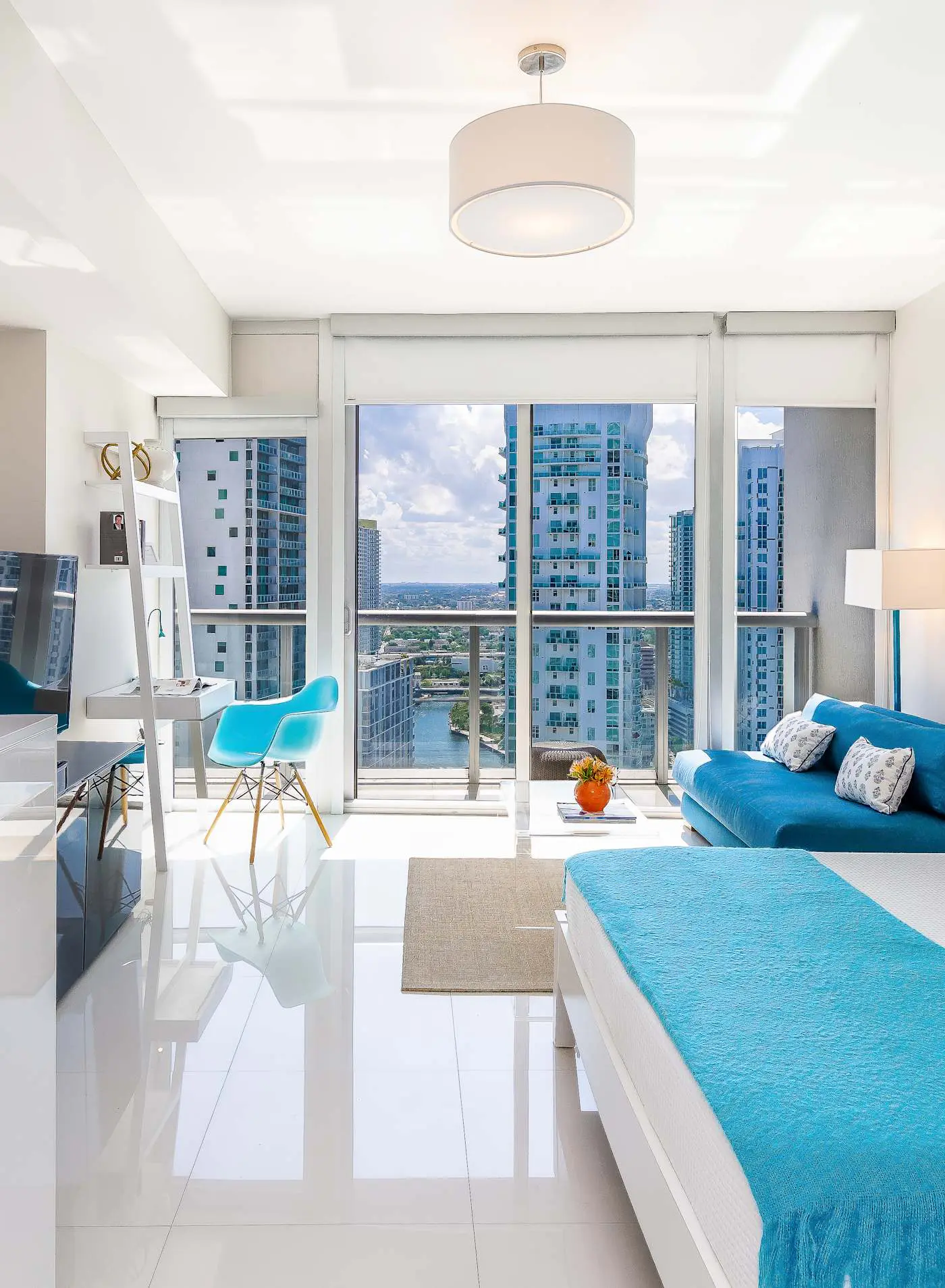 MVR - Stylish Escape in Icon Brickell