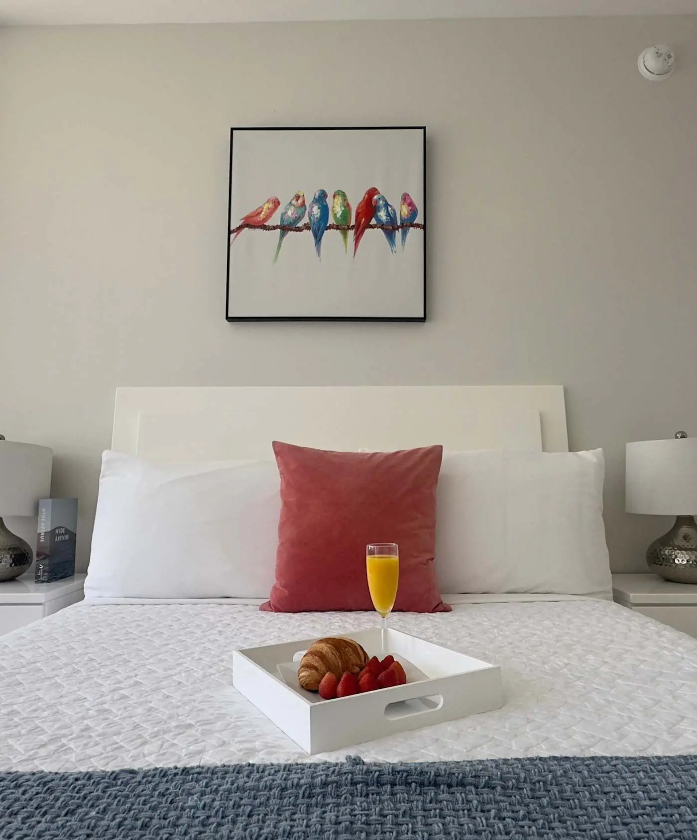 MVR - Lux Studio Balcony, Pool Access & City Views