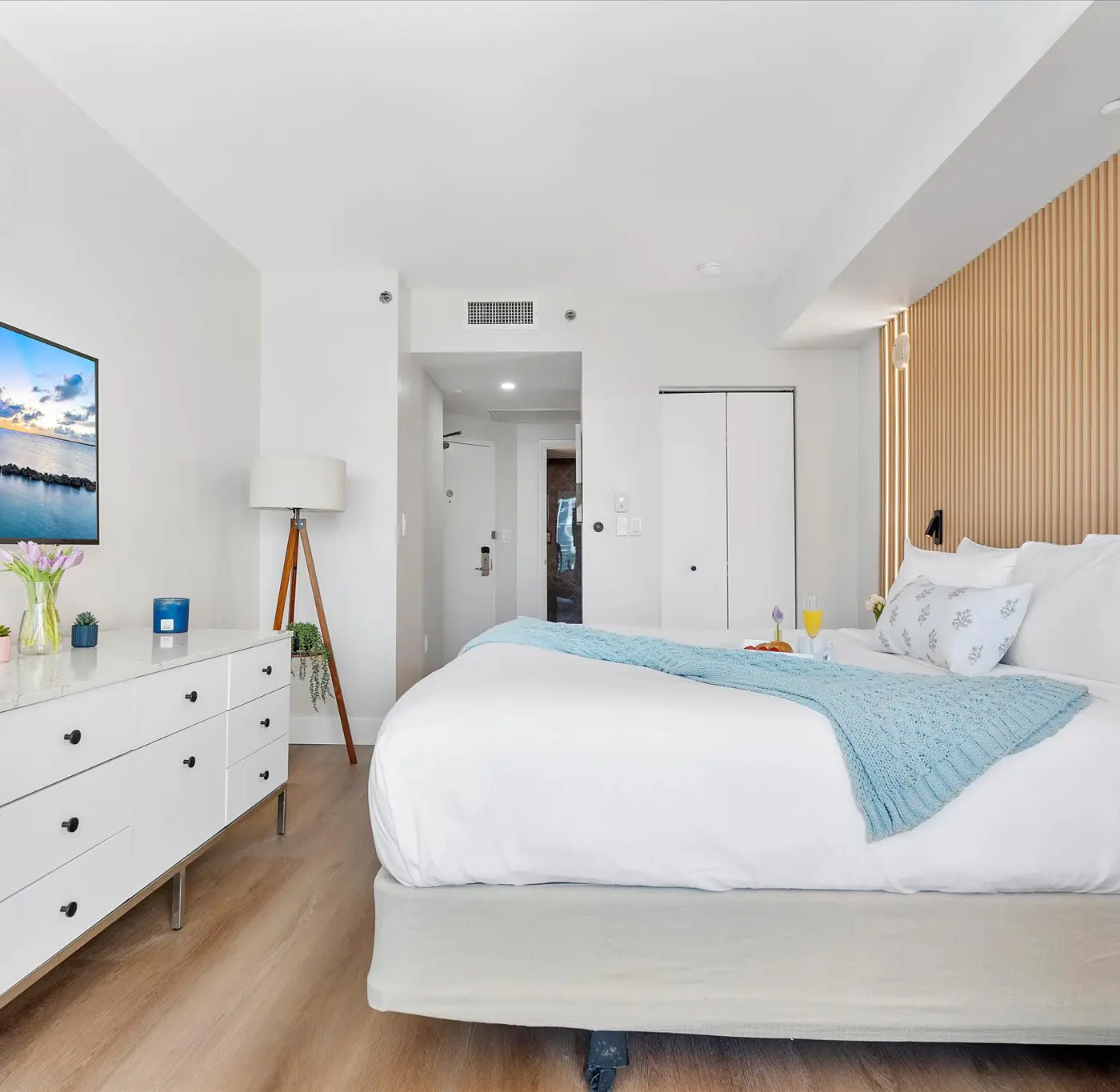 MVR| Brand New Miami Escape Like No Other—Book now