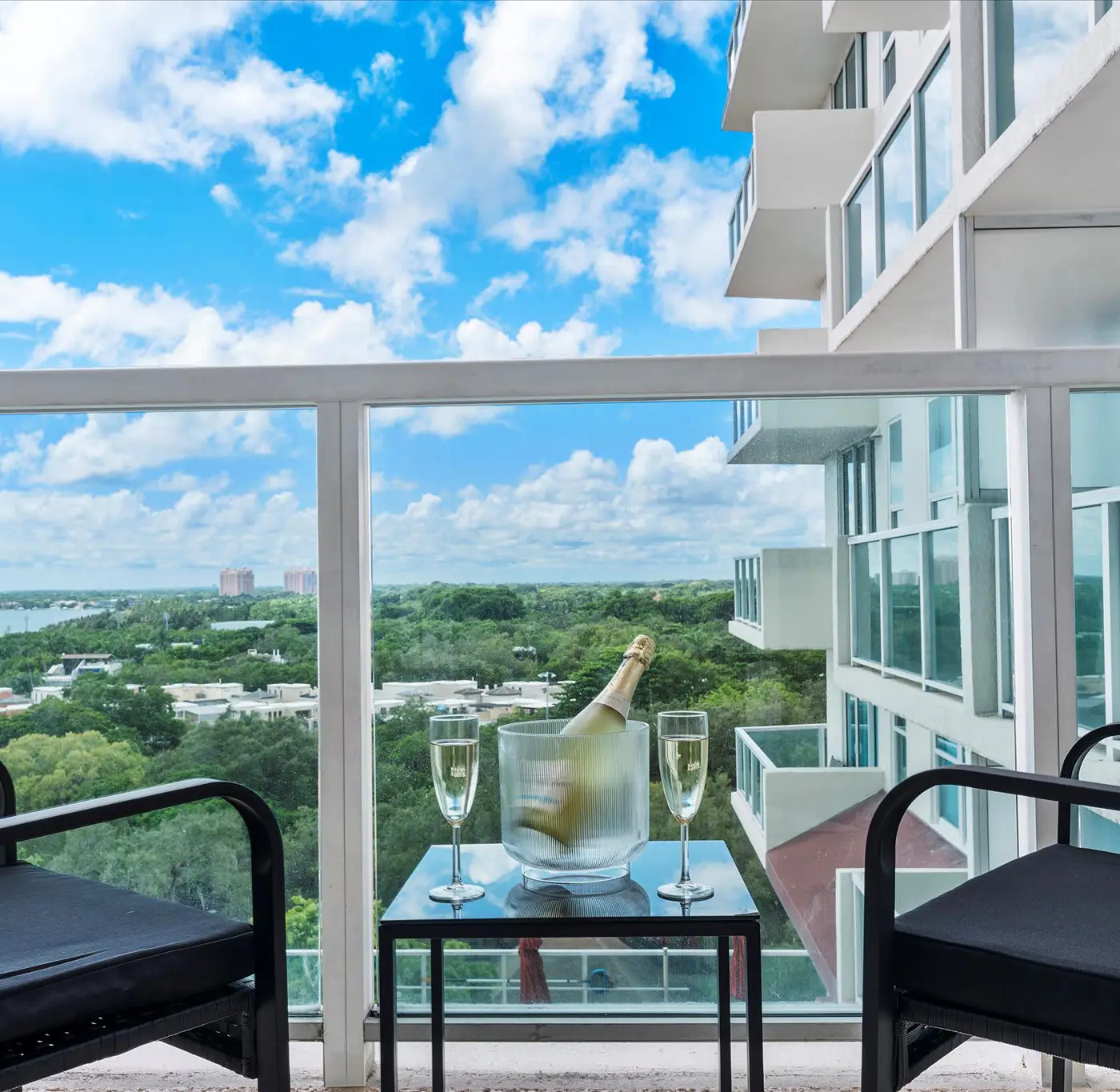 MVR| Hurry—Miami Stays Are Filling Up Fast
