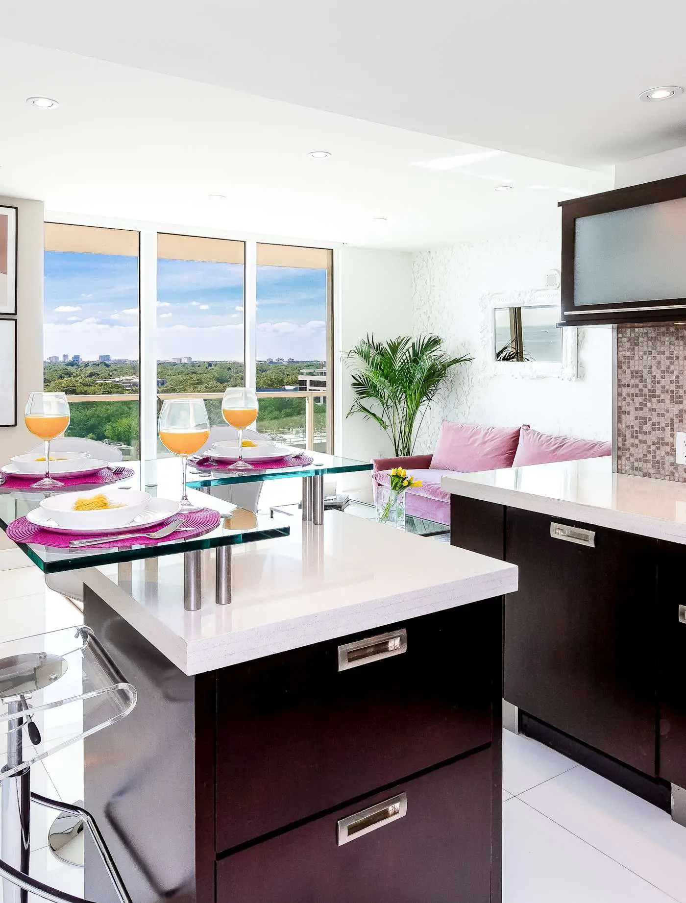 World Cup Base | Corner Suite w/ Ocean Views