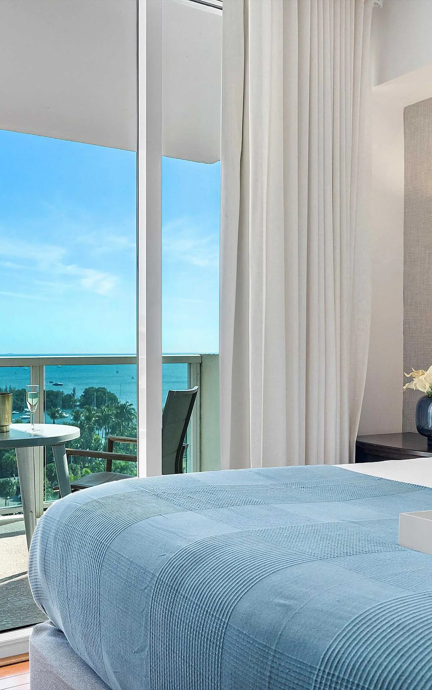 World Cup Base | Bay-View Grove Suite