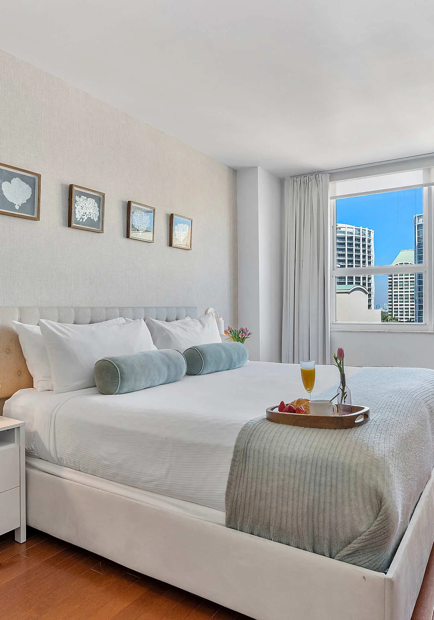 World Cup Base | Bay-View Grove Suite