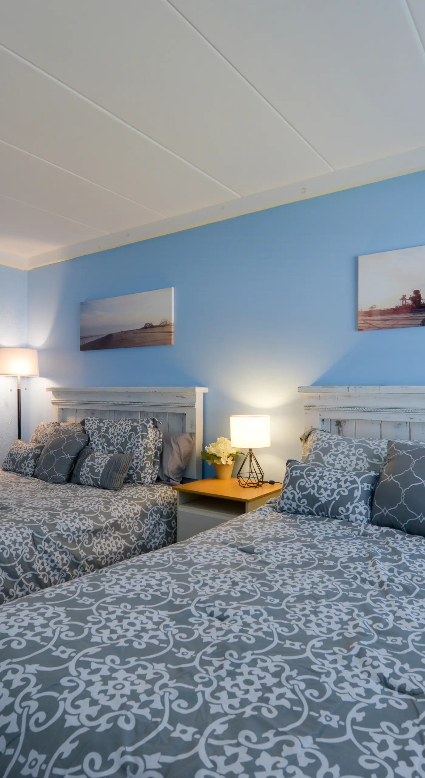 North Wildwood Condo w/ Pool, Walk to Boardwalk!