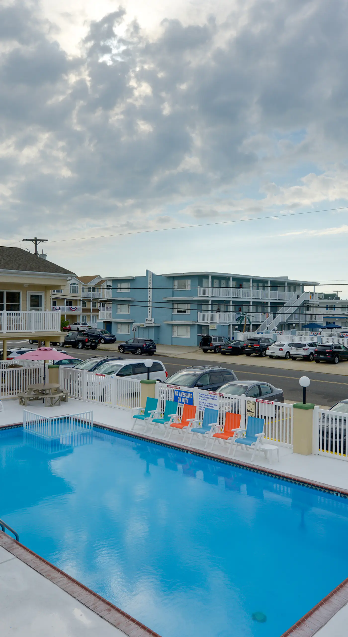 North Wildwood Condo w/ Pool, Walk to Boardwalk!