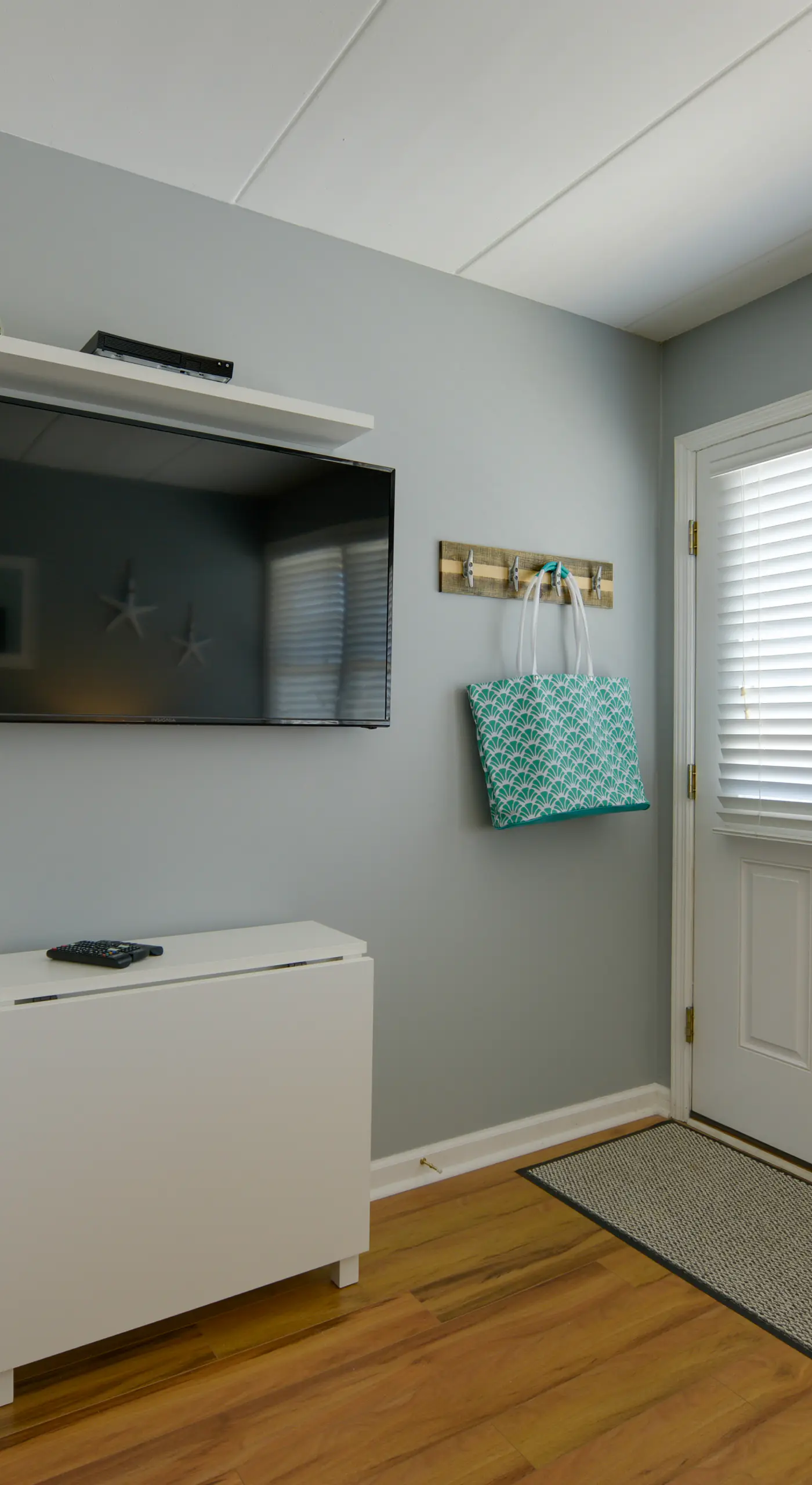North Wildwood Condo w/ Pool, Walk to Boardwalk!