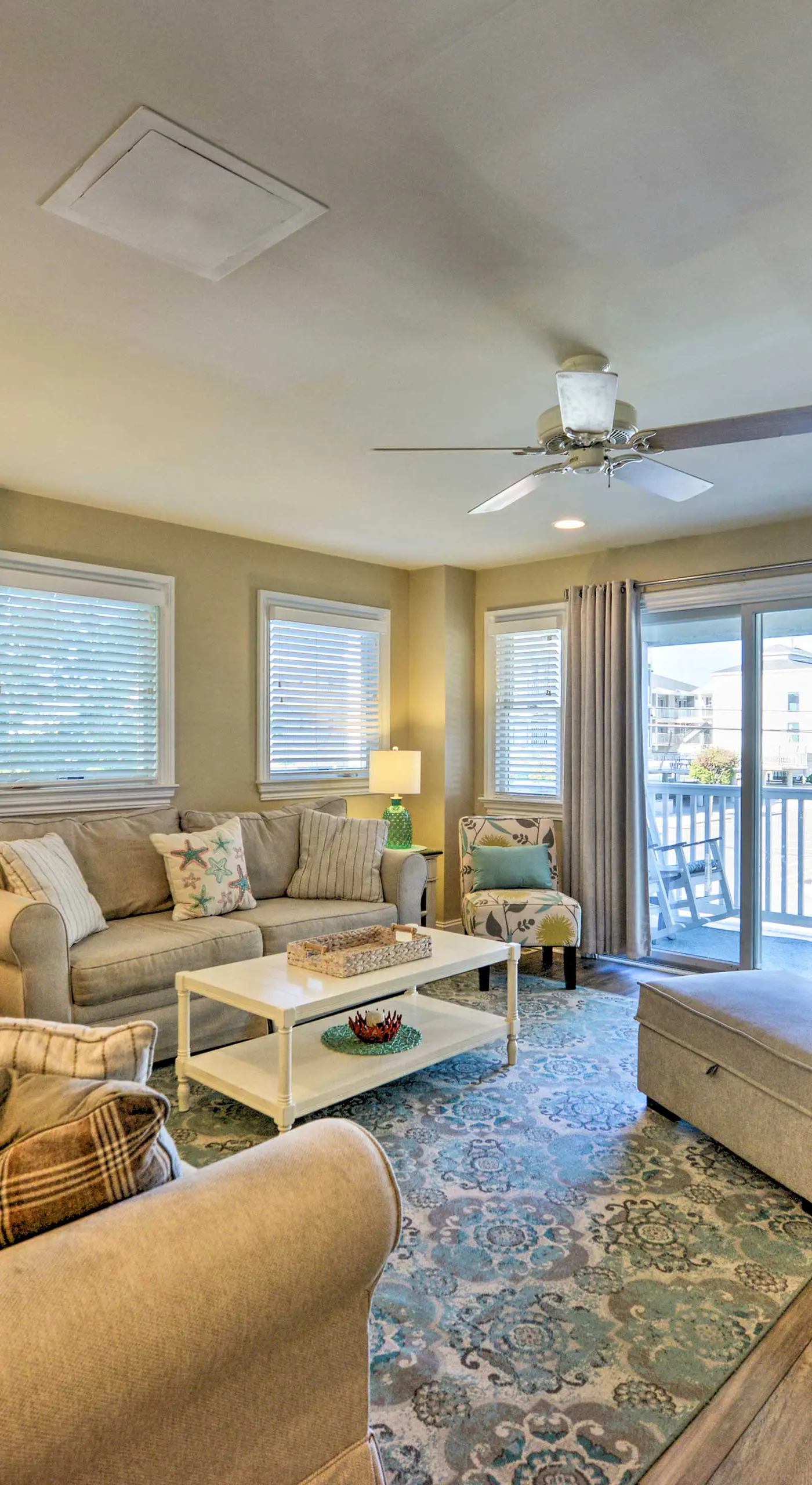 Wildwood Townhome w/ Patio: 1 Block To The Beach!
