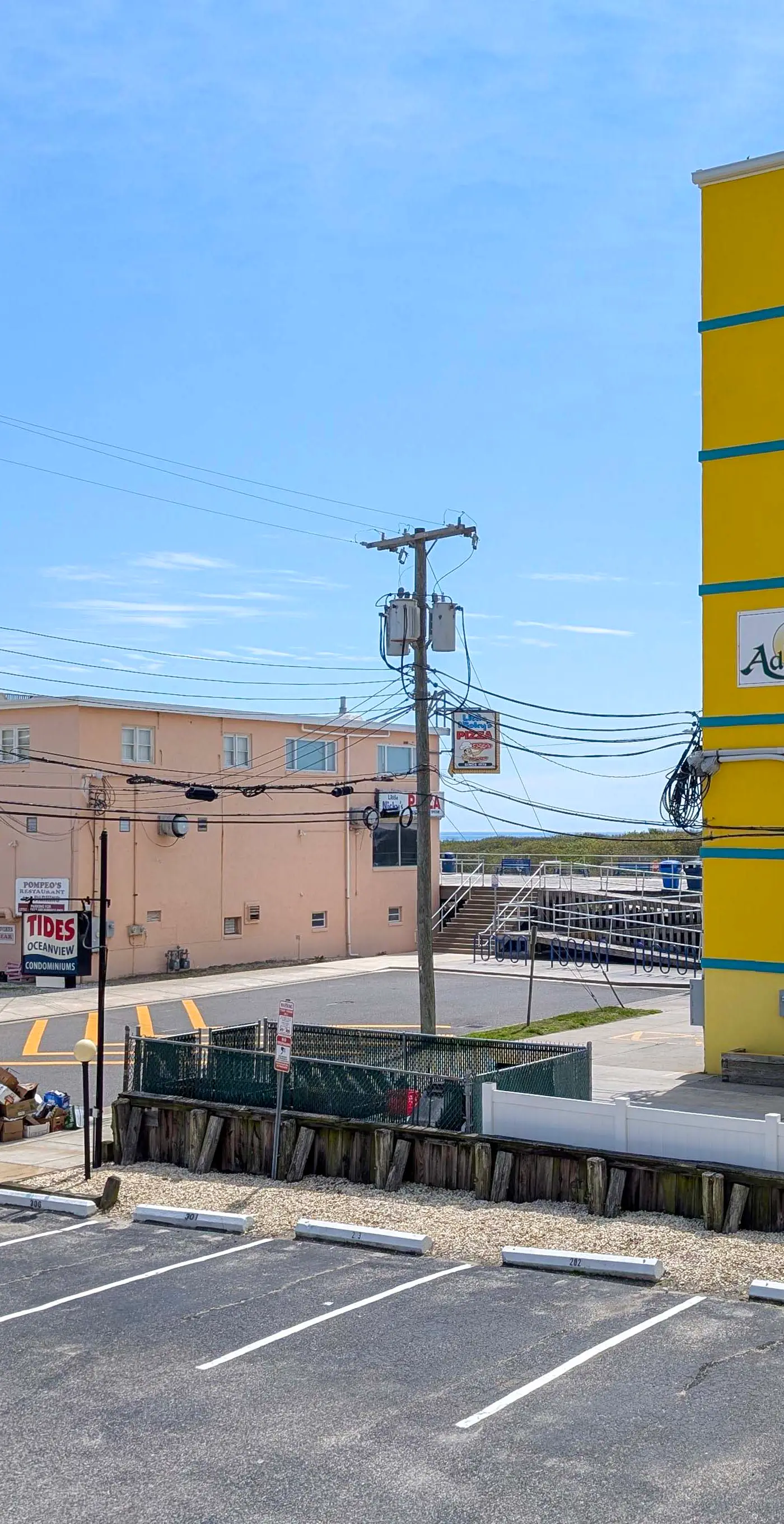 Coastal Condo w/ Pool, 1 Block to Wildwood Beach!