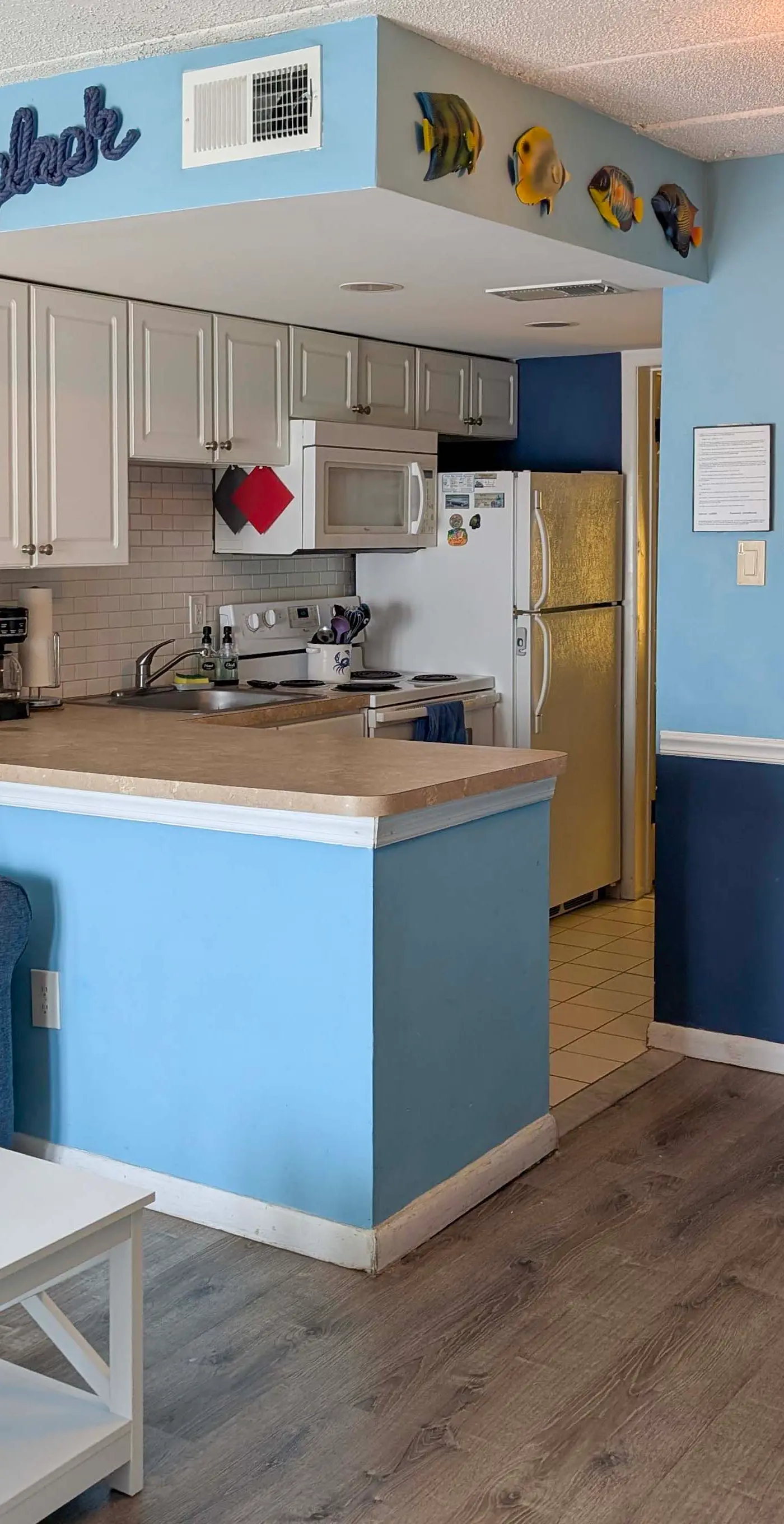 Coastal Condo w/ Pool, 1 Block to Wildwood Beach!