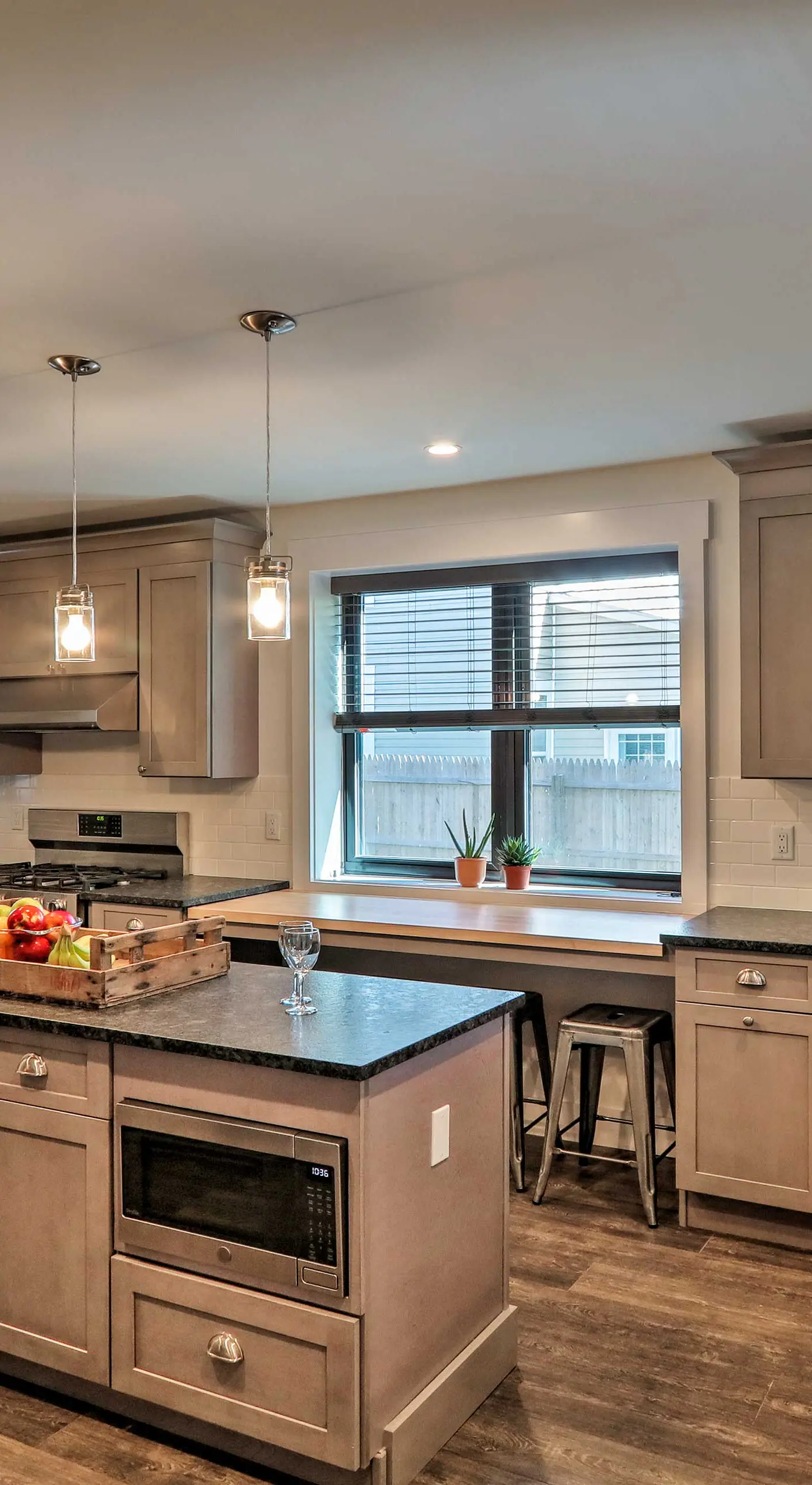 Updated Downtown Red Bank Home 5 Mi to Beach!