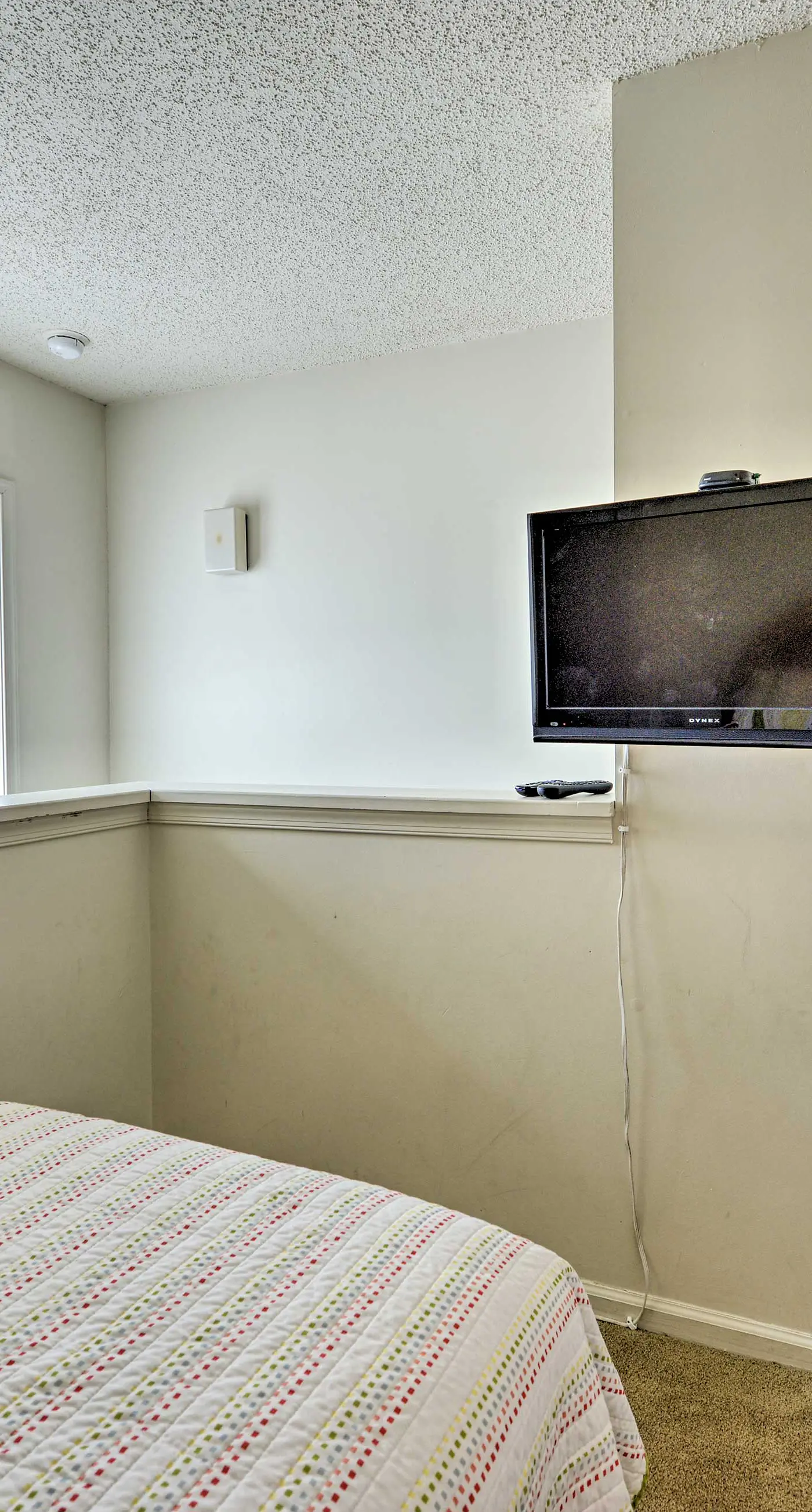 Townhome w/ Balcony < 1 Mi to Wildwood Crest BCH!