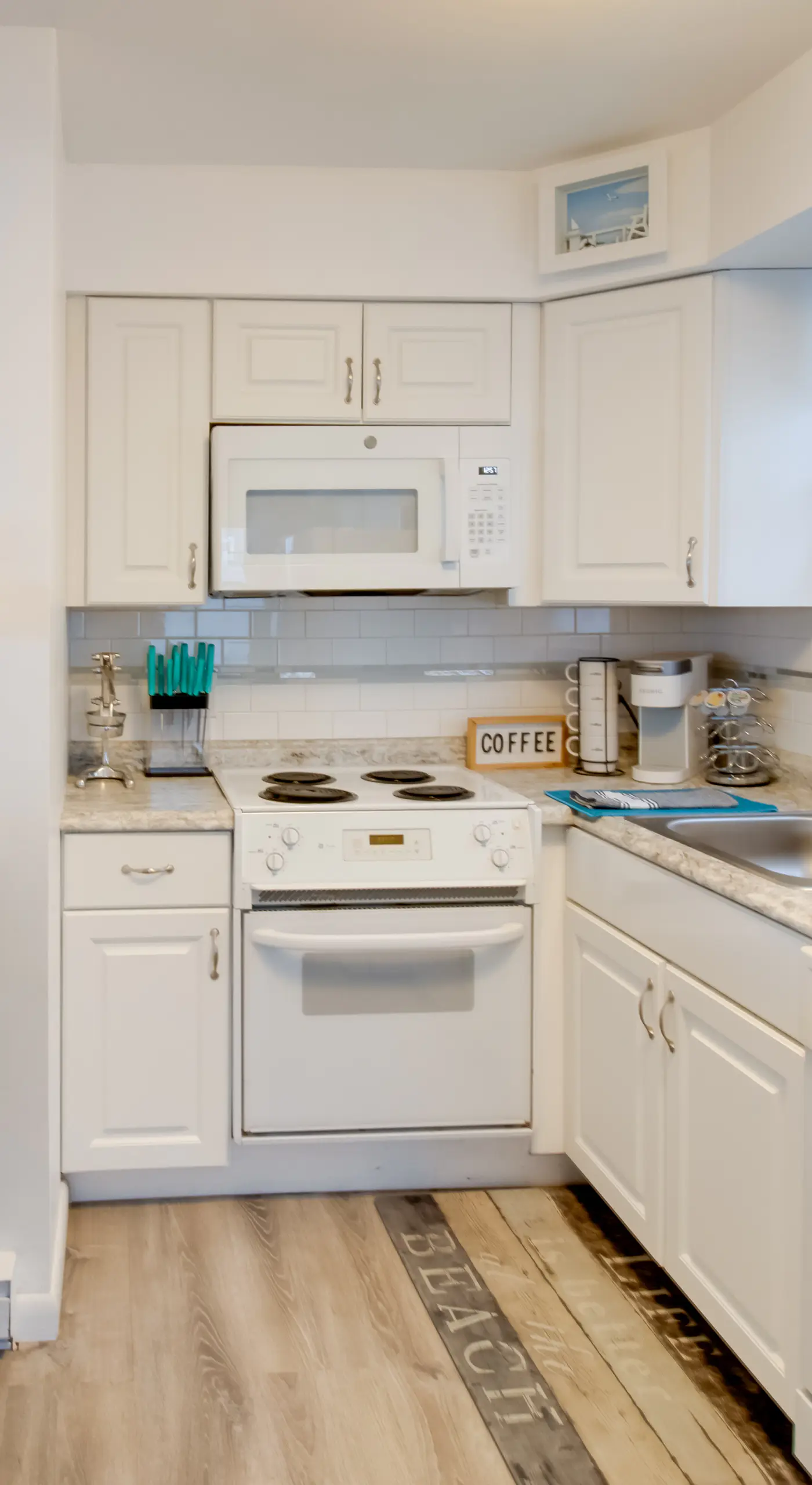 Bayfront Brigantine Escape w/ Porch & Bay Views!